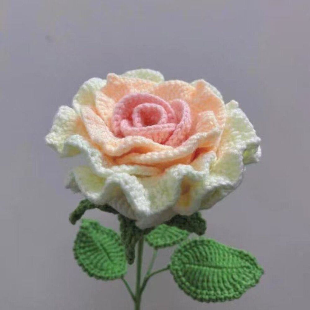 Knitted Gradient Rose - Picture 2 of 3
